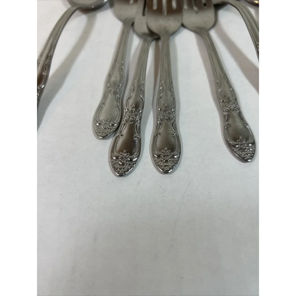 Oneida CRAFT‎ Stainless Lot 17 Knives Spoons Forks Floral